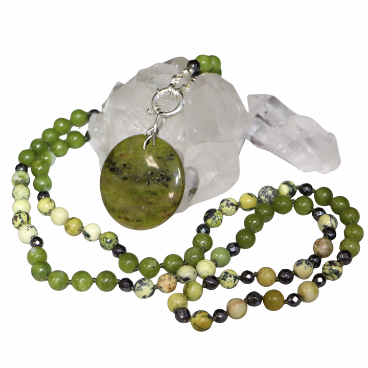 Collier MALA et Pendentif en serpentine