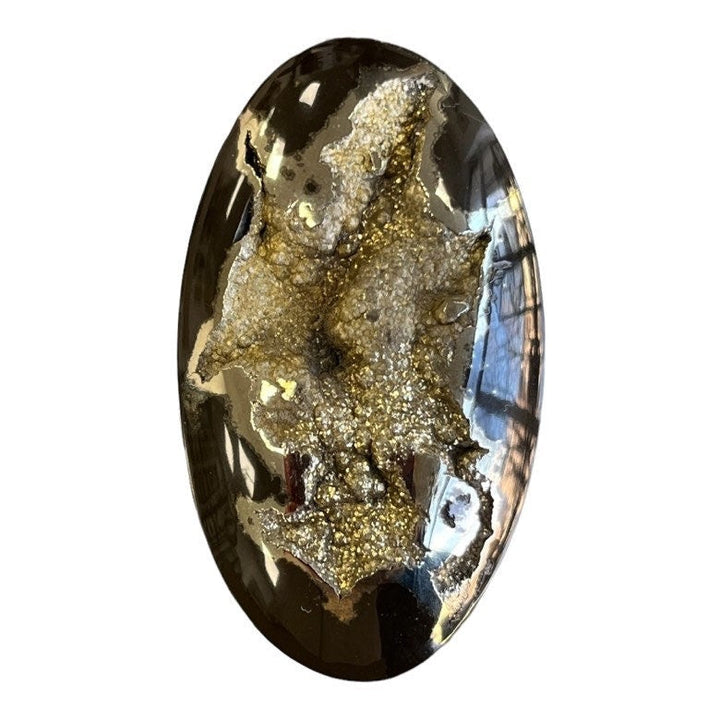 Ammonite pyritisée, AM_P066, taille cabochon, 56x32x8 mm; 23.8g;