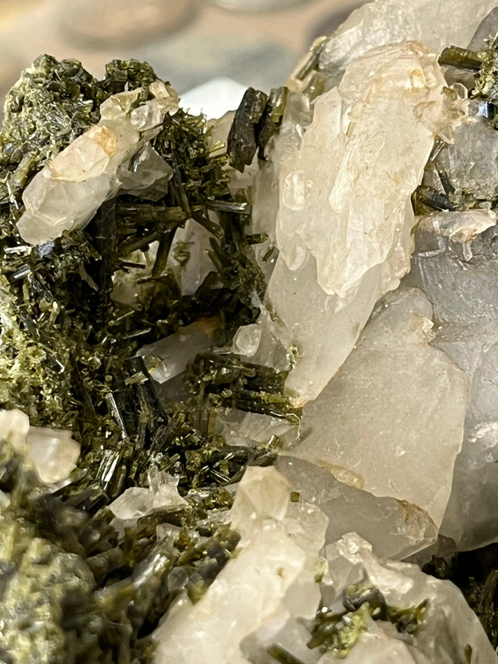 Epidot-Quarzkern Oisans-Alpen Frankreich DA174