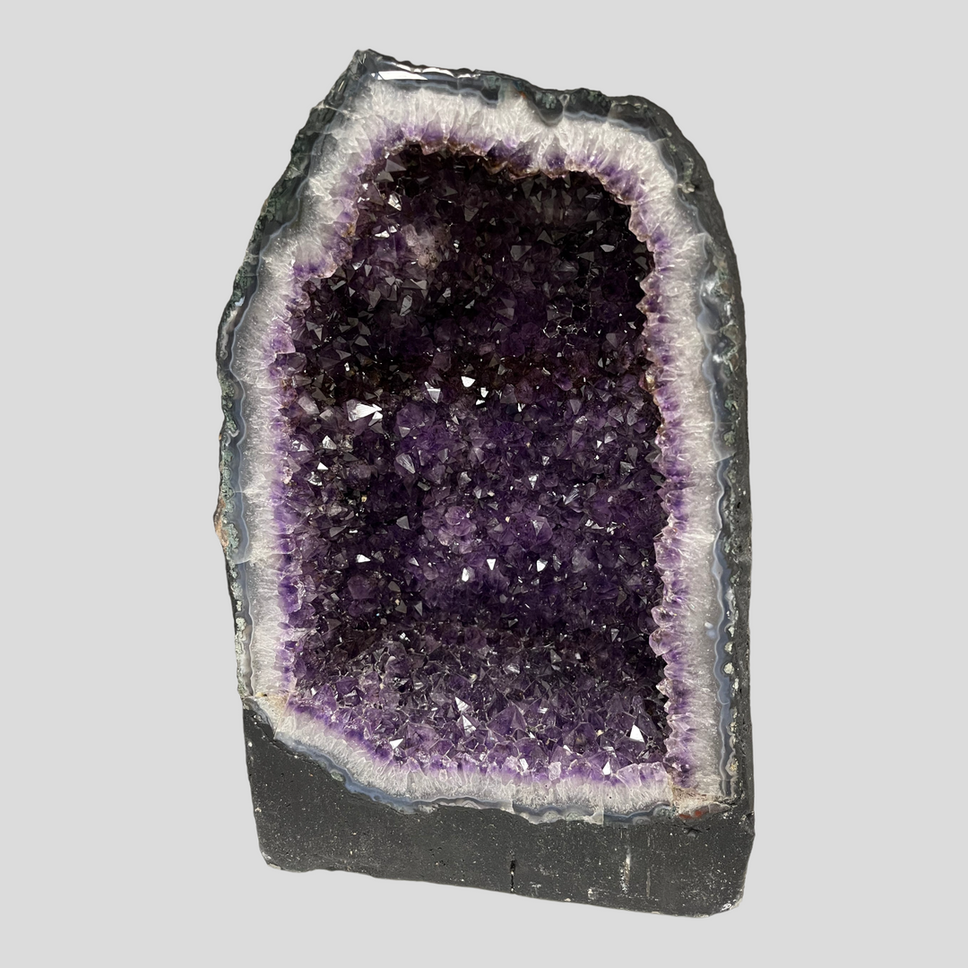 Amethyst geode with goethite inclusion AAA Brazil 30kg AMG2