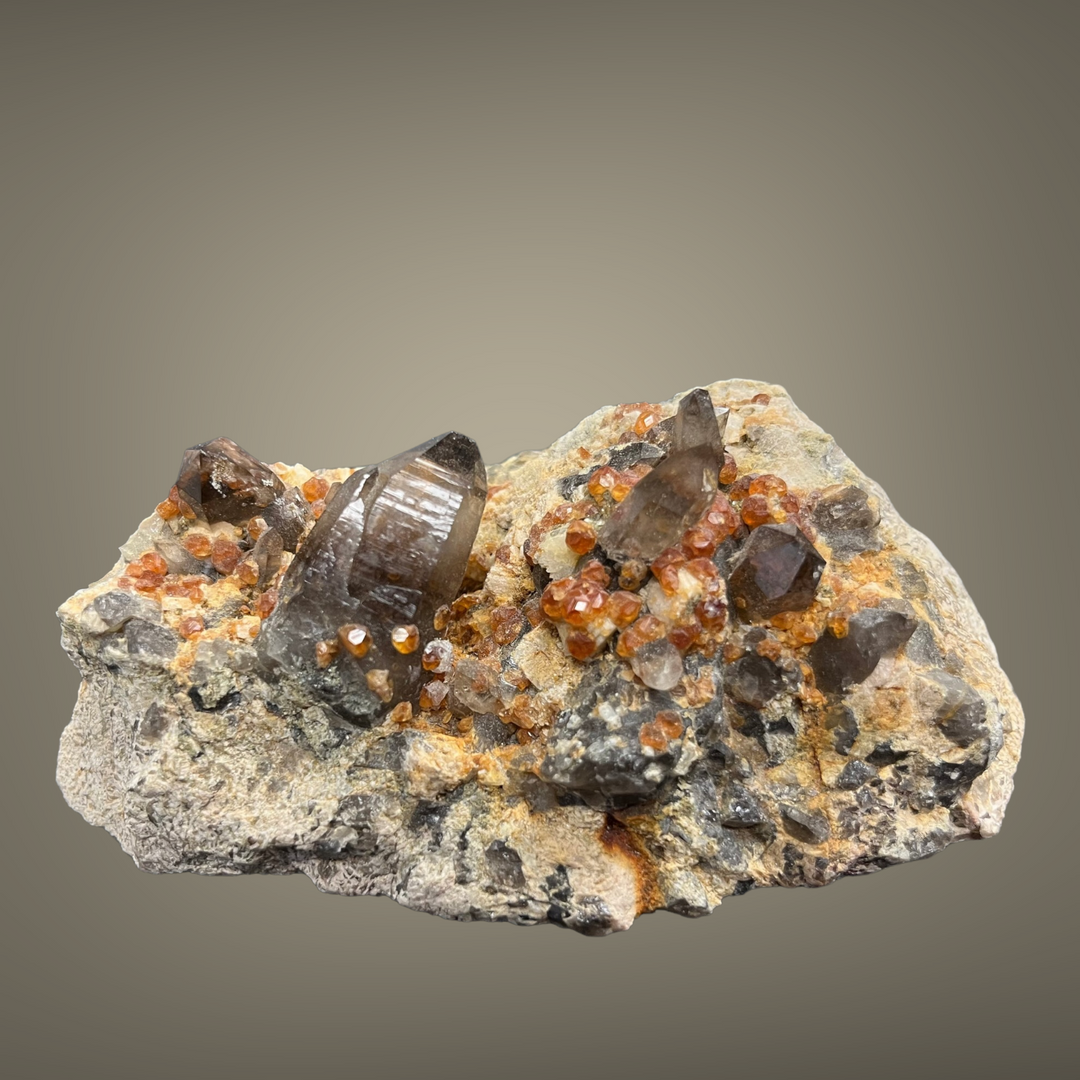 Spessartine smoky quartz, feldspar China DA191