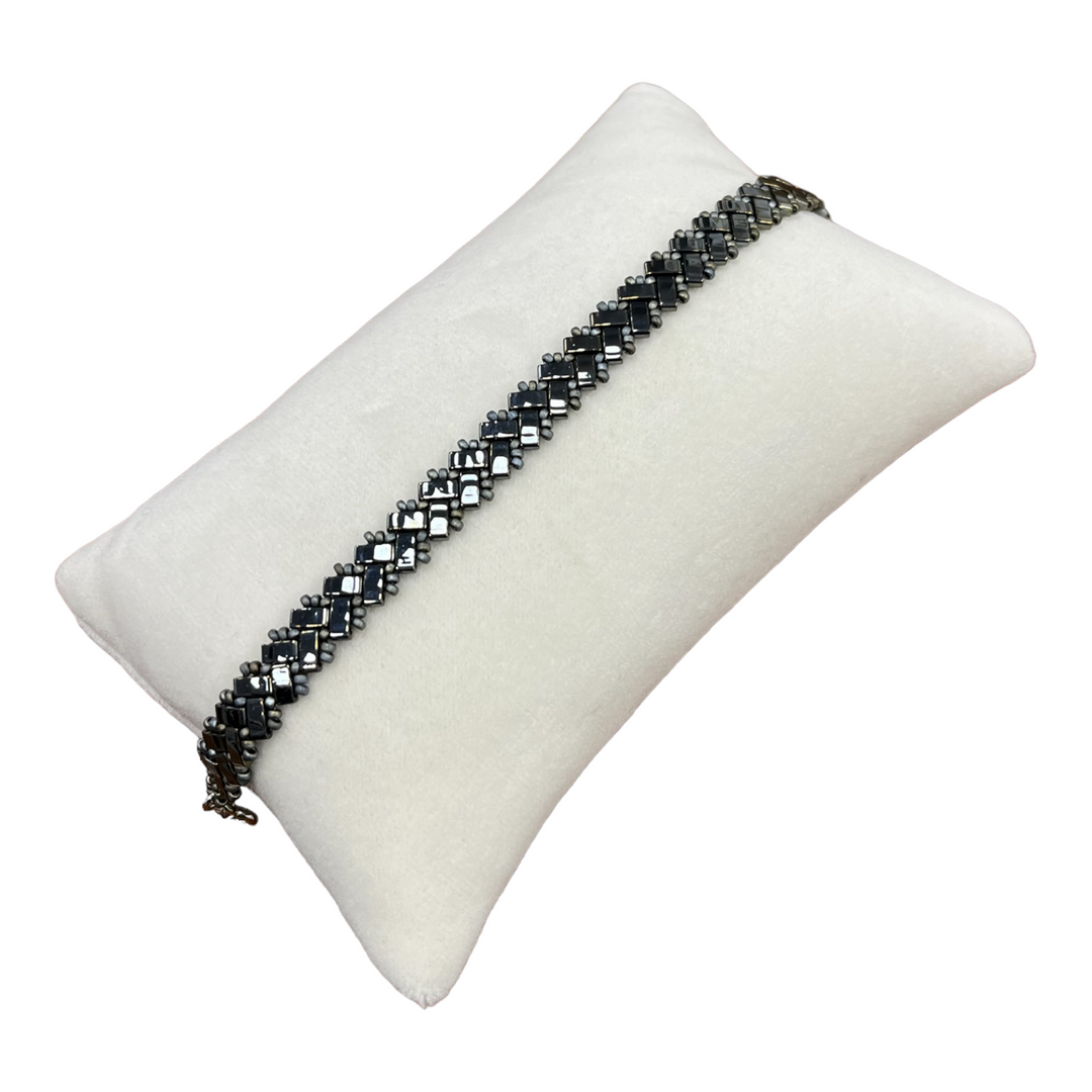 V2-Armband aus Miyuki-Perlen, Farbe: Gunmetal