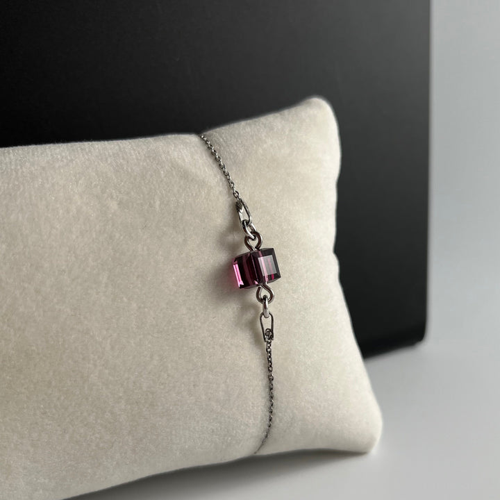 Bracelet  avec cristaux Swarovski, mauve, argent rhodié, CARRE