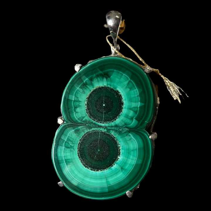 Silver pendant with malachite, a magnificent slice of stalactite