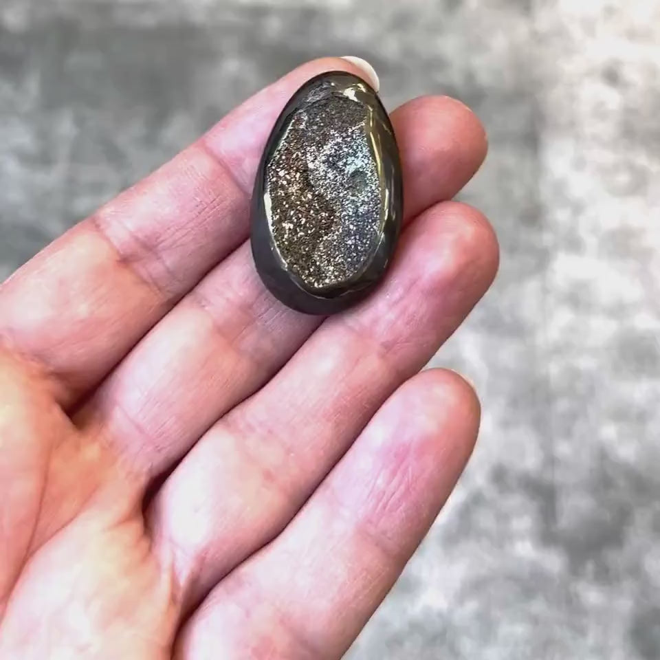 Pyritized ammonite, AM_P100, cabochon cut, 34x20x6 mm; 5.8g